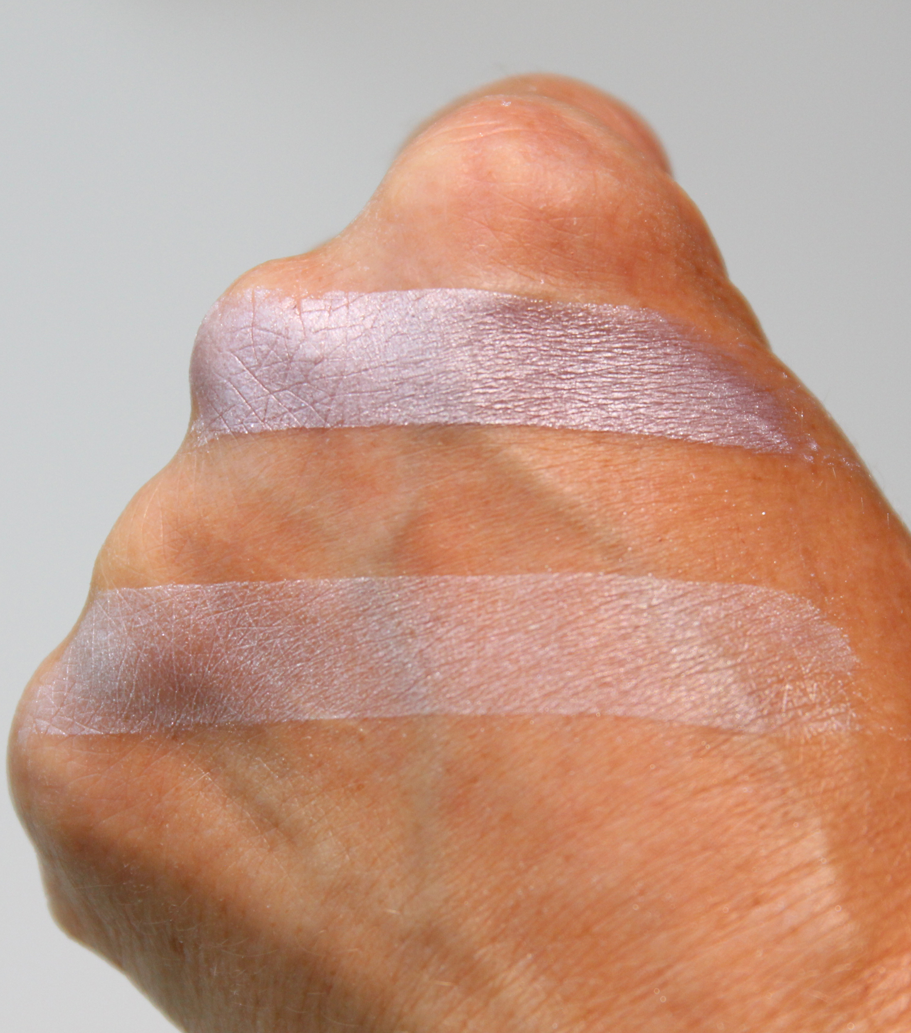 Eyeshadow Soft lilac