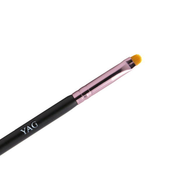 Tiny brush